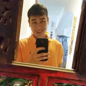 Meet your Posher, Erick